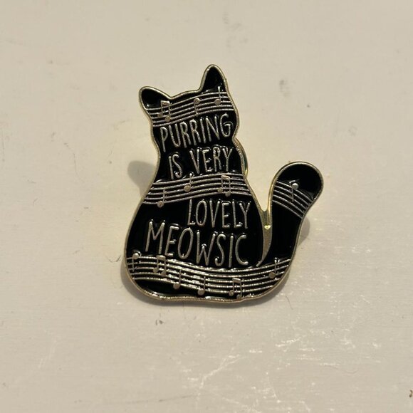 “purring is very lovely meowsic” cat pin - Picture 1 of 1